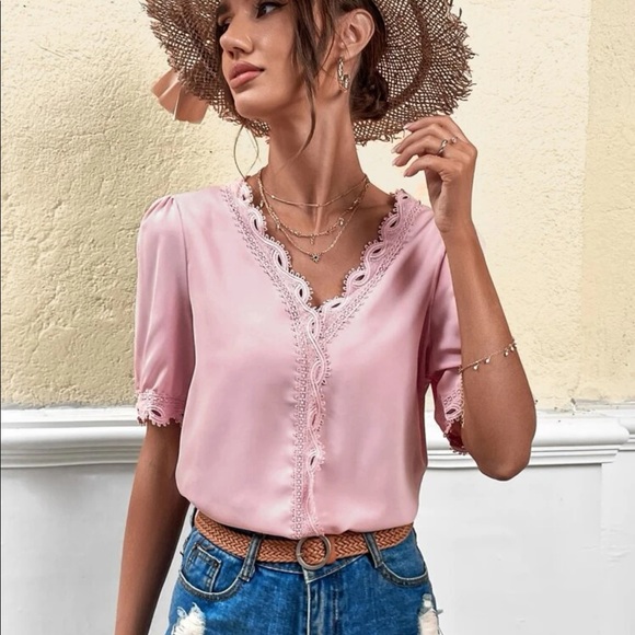 Short Sleeved Elegant Printed Blouse